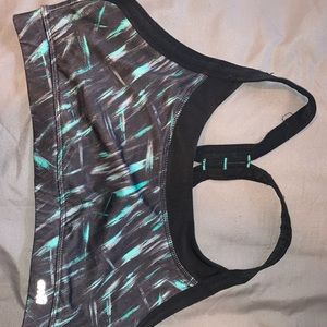 Sports bra/active top